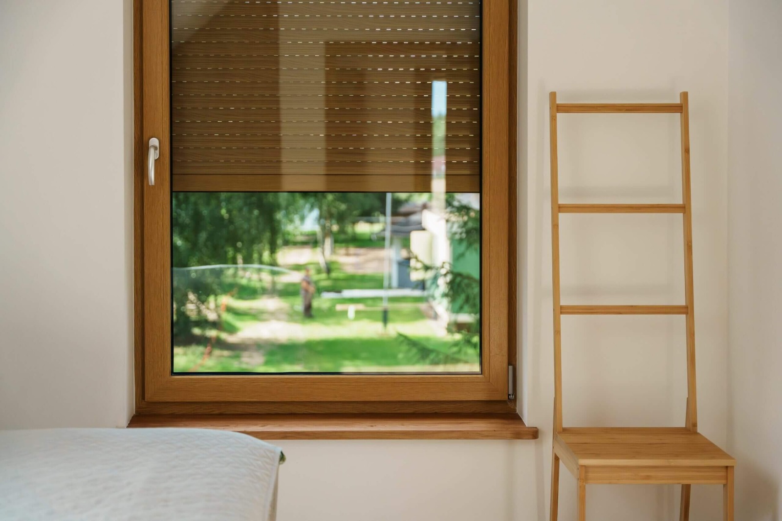 okno w kolorze złoty dąb