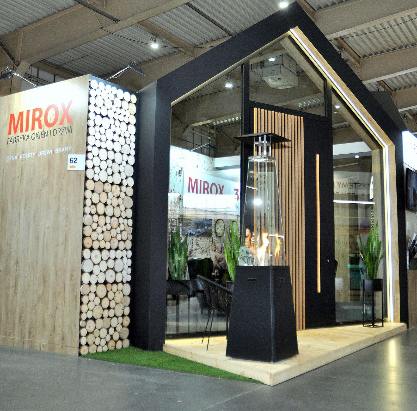 Drzwi PIVOT: Imponujące wejście, które zachwyca od progu